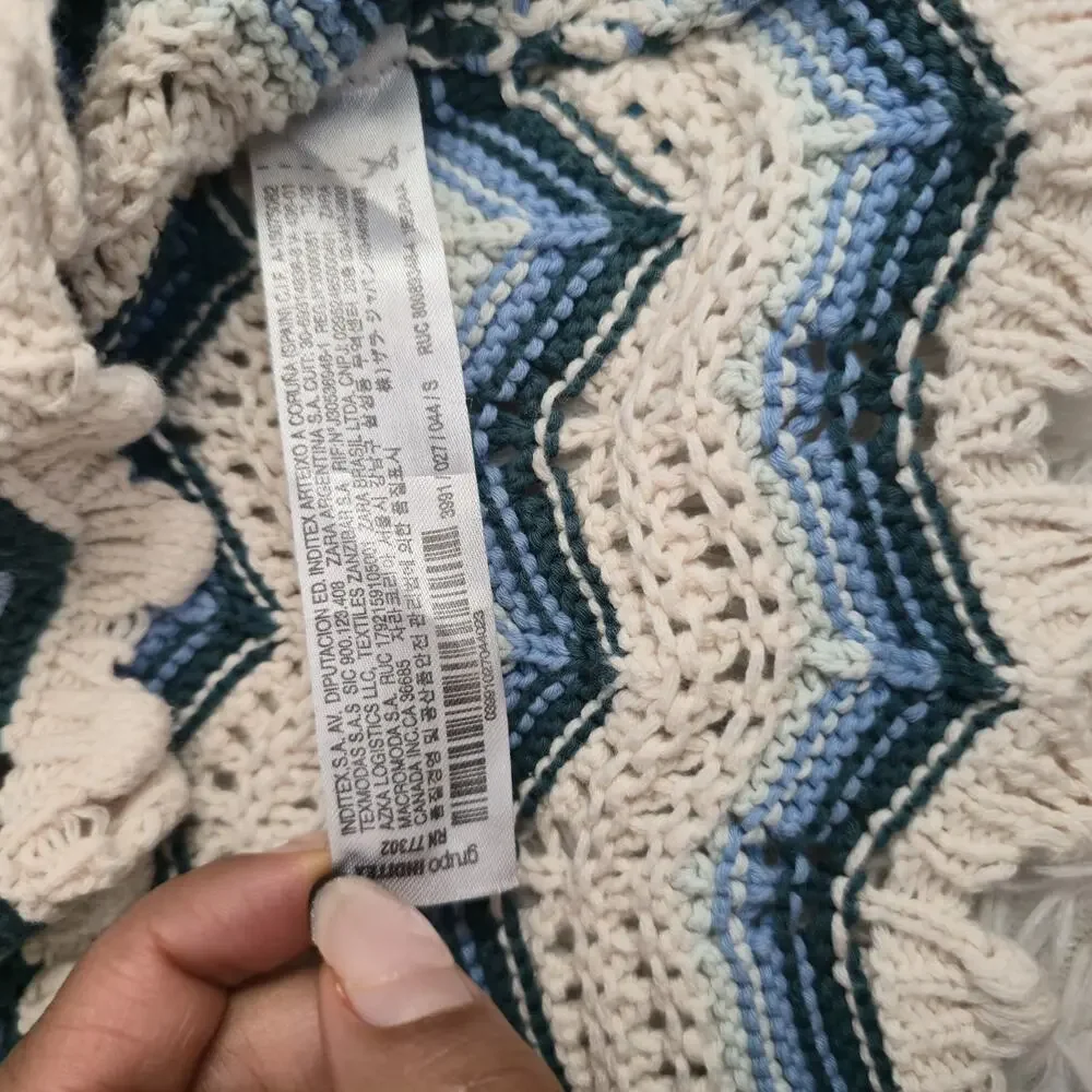 Zara‎ Boho Blue And Cream Striped Crochet Knit Button Up Crop Top